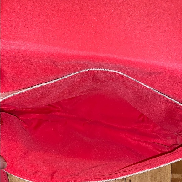 2 Victoria Secret Bags - Picture 5 of 7